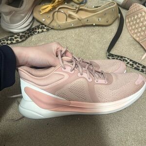 lululemon sneakers sz 9